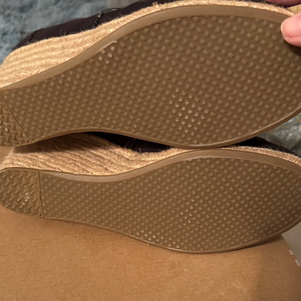 TOMS Black Wedge Ankle Boots - Picture 5 of 5